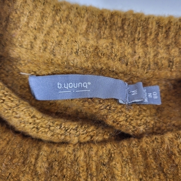 B Young Follow Along Mustard Sweater - Picture 5 of 6